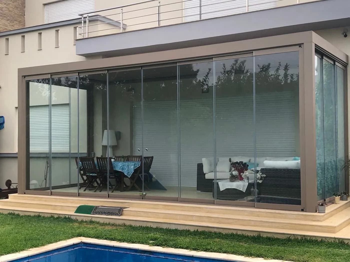 Rideaux de verre · Terrasse piscine